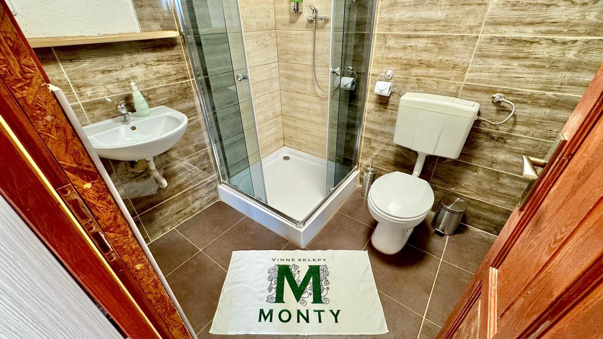 Vinny Sklep Monty Přítluky Exterior foto
